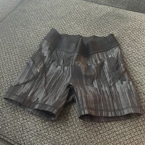 Biker Lululemon size 2 shorts. New without tags.